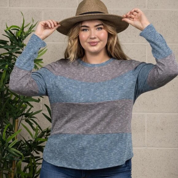 LIGHT GREY TEAL PULL OVER PLUS SIZE SWEATER TOP - Picture 3 of 5